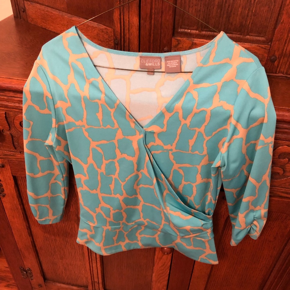 Stretchy top